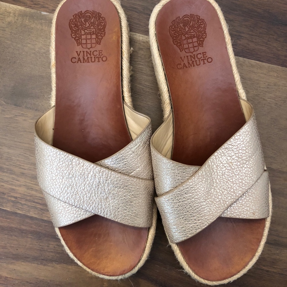 Vince Camuto Carran Sz 8 espadrille style Sandals